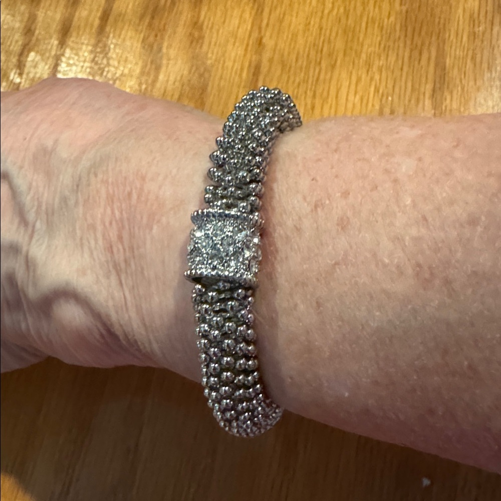 Elegant Silver Beaded Stretch Bracelet with crystals
